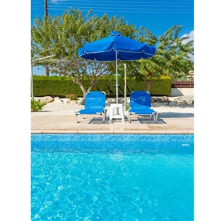 Villa Prodromos *